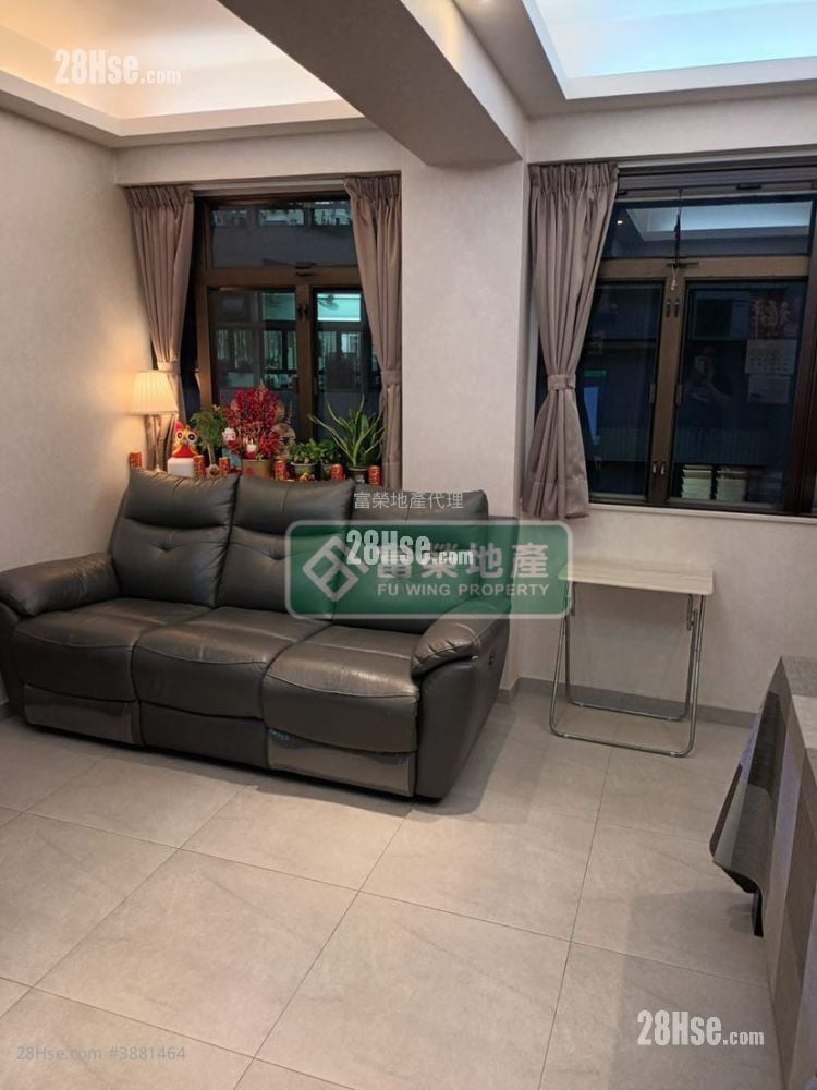 Yue Shing Building Sell 3 Bedrooms , 1 Bathroom 510 ft²