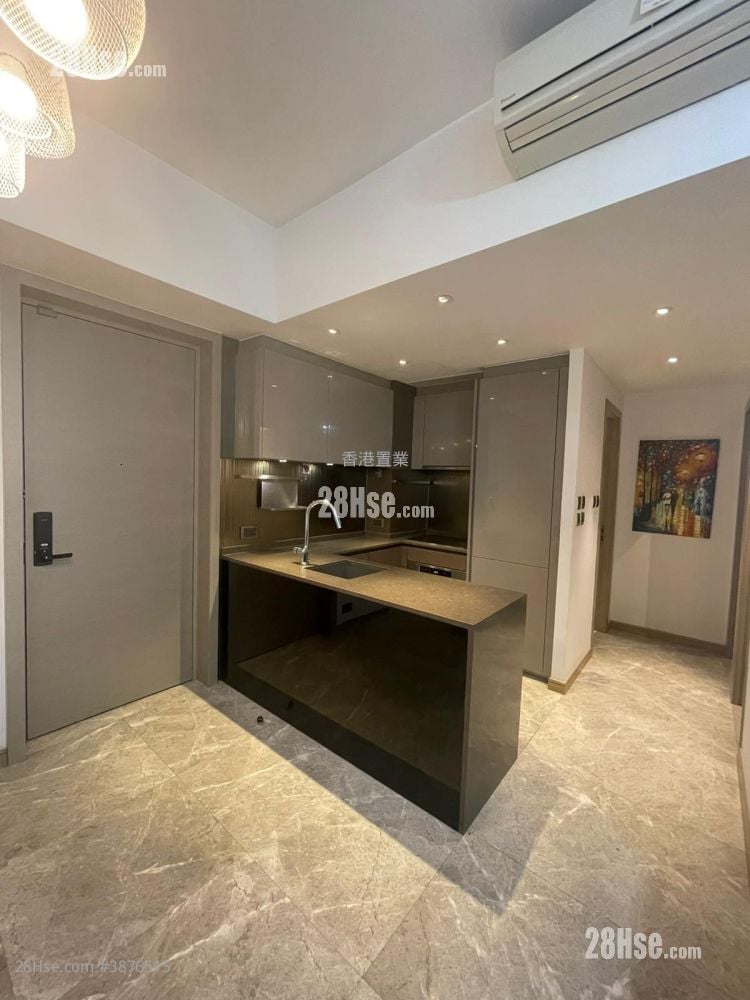Harbour Pinnacle Sell 2 Bedrooms , 1 Bathroom 472 ft²