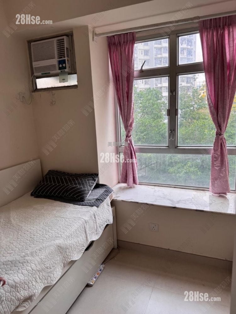 Parkford Garden Sell 888 ft²
