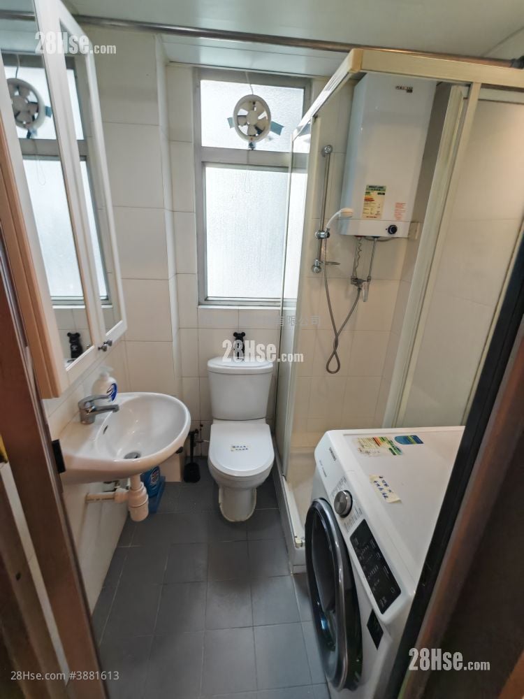 Jet Foil Building Sell 1 Bedroom , 1 Bathroom 332 ft²