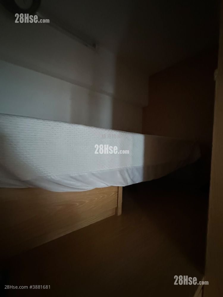 珠城大厦 售盘 2 房 , 1 浴室 563 平方尺