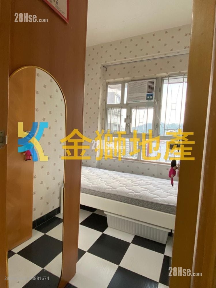 金狮花园 租盘 2 房 , 1 浴室 322 平方尺