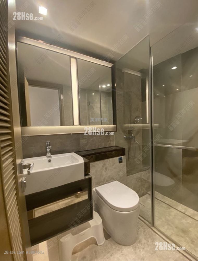 天晉 租盤 4 房 , 2 浴室 971 平方呎