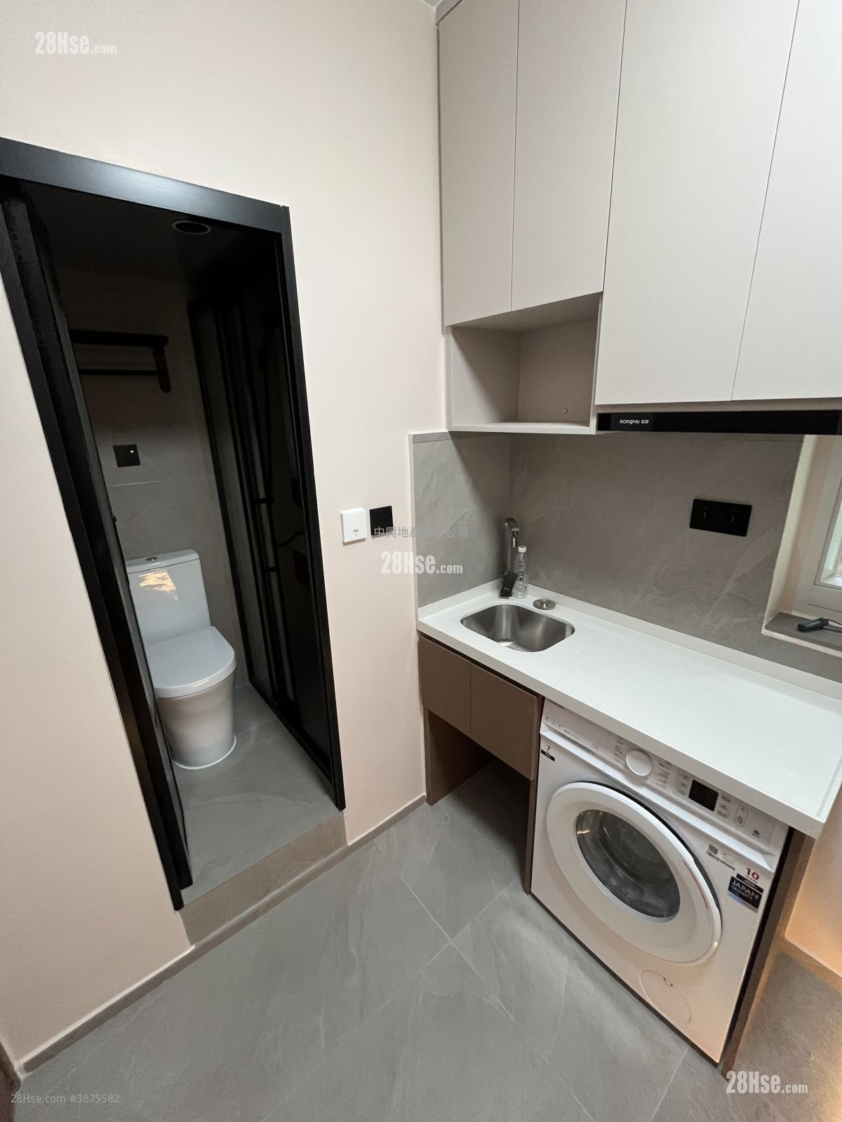 Luen Tak Building Rental Studio , 1 Bathroom 120 ft²