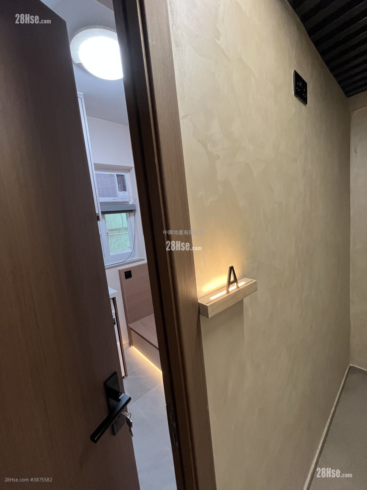 Luen Tak Building Rental Studio , 1 Bathroom 120 ft²