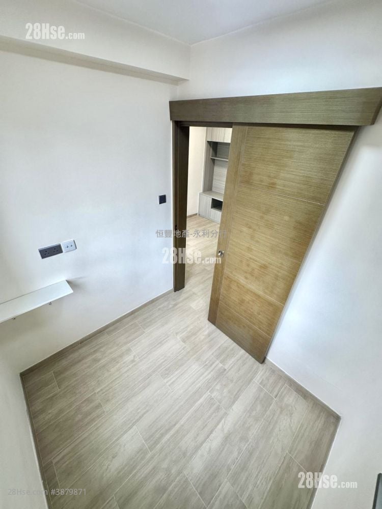 Gold Mine Building Rental 1 Bedroom , 1 Bathroom 240 ft²