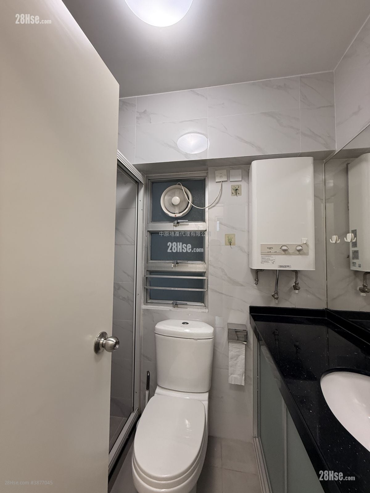 Greenfield Garden Rental 451 ft²