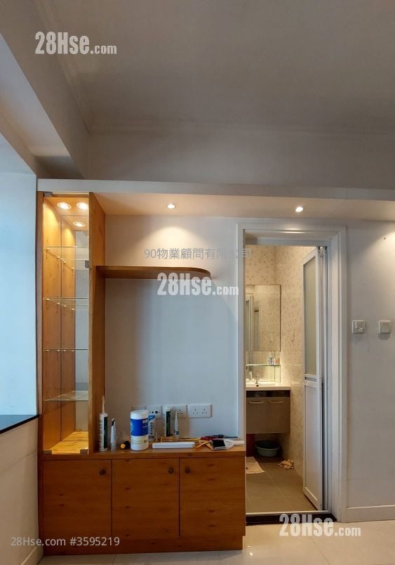 Shun Hing Building Rental 297 ft²