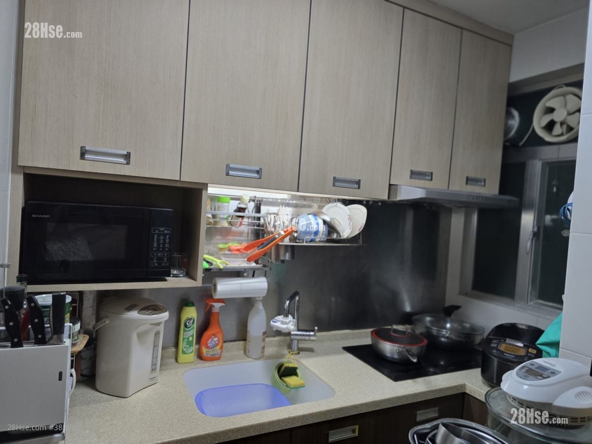 Riviera Gardens Sell 3 Bedrooms , 1 Bathroom 665 ft²