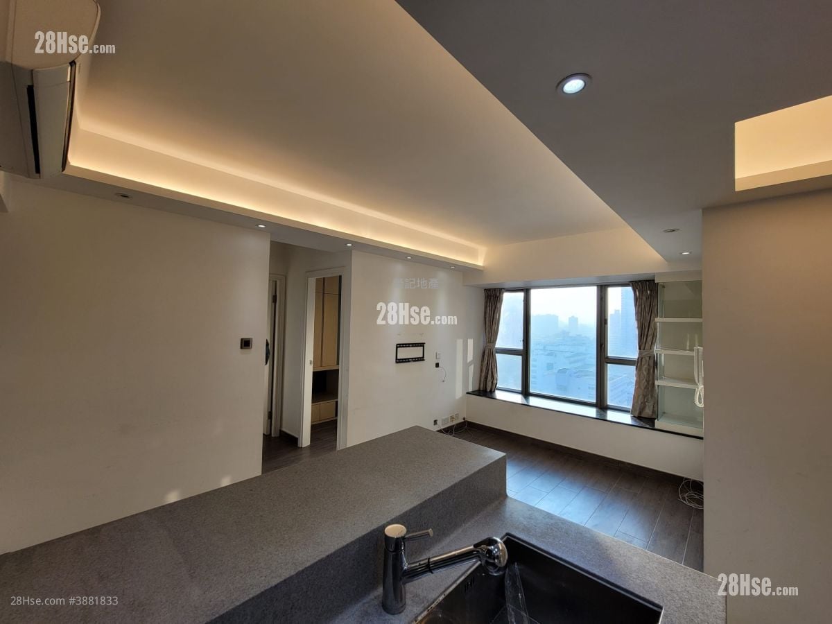 Yoho Town Sell 2 Bedrooms , 1 Bathroom 433 ft²