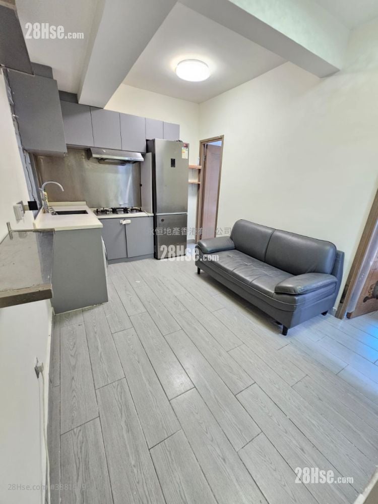 United Building Rental 2 Bedrooms , 1 Bathroom 300 ft²