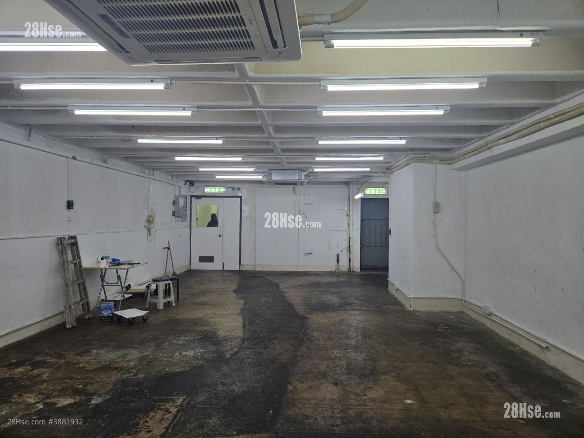 金龍工業中心 租盤 875 平方呎