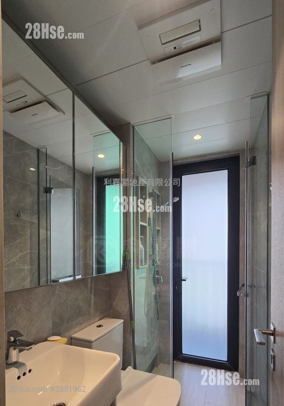 Central 8 Rental 1 Bedroom , 1 Bathroom 311 ft²