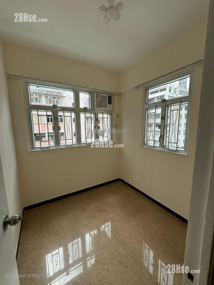 Fortune Building Sell 3 Bedrooms , 1 Bathroom 404 ft²