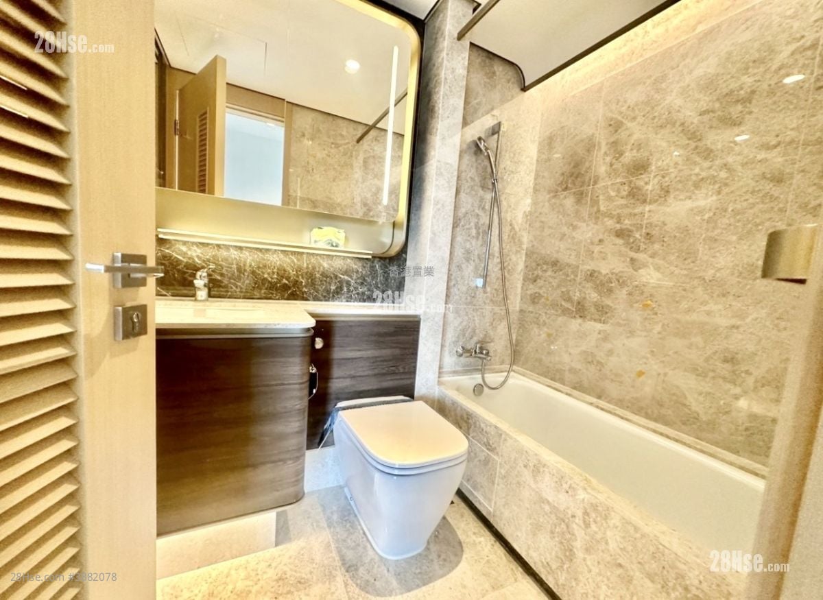 The Southside Rental 3 Bedrooms , 2 Bathrooms 955 ft²
