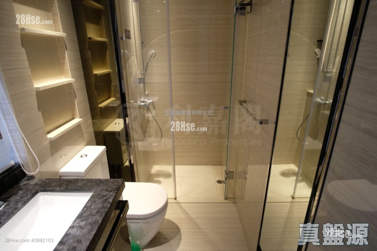 Cullinan West Rental 270 ft²