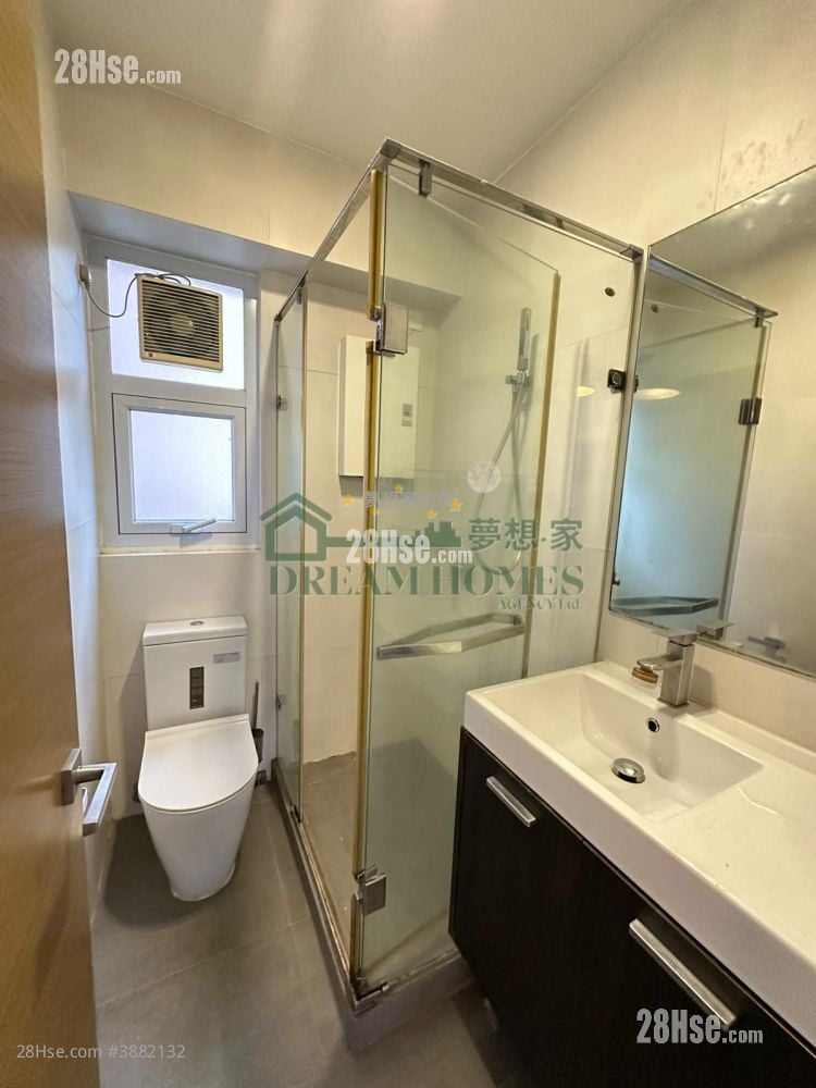 Ying Fai Court Rental 2 Bedrooms , 1 Bathroom 447 ft²