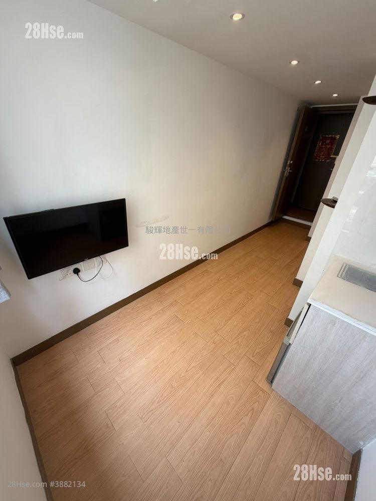Kenwood Mansion Rental Studio , 1 Bathroom 120 ft²