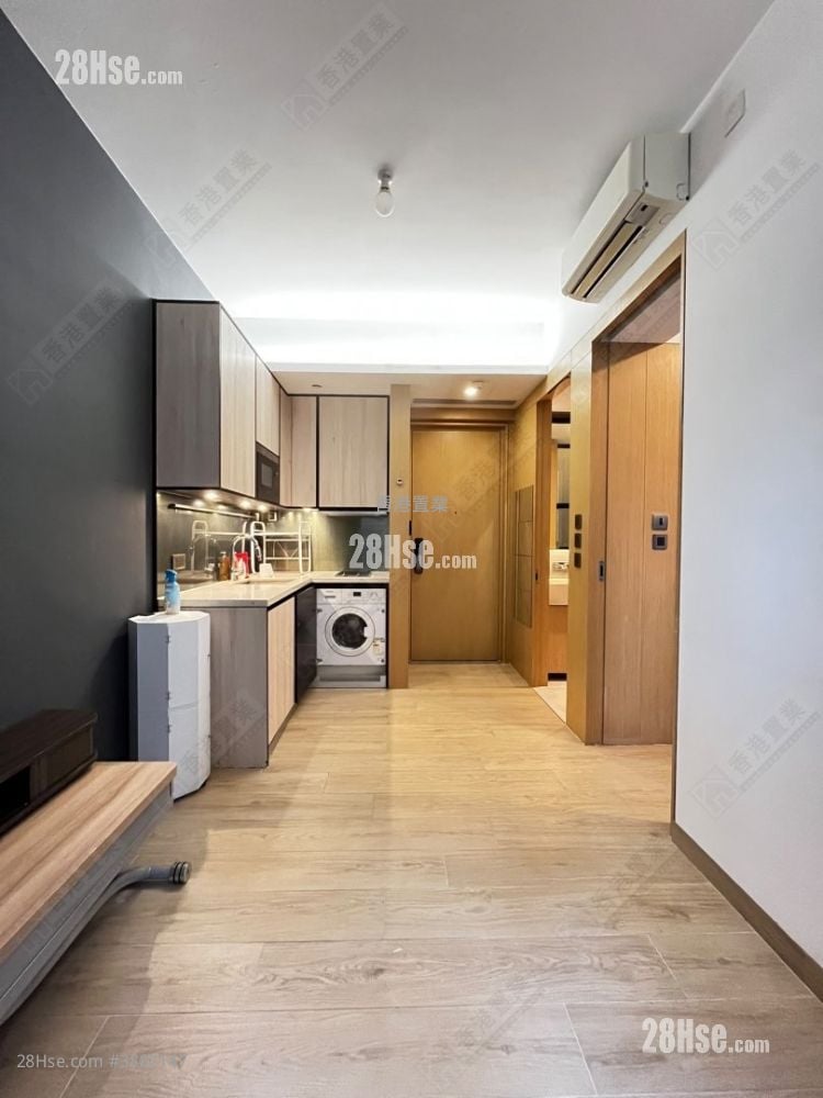 Eltanin Square Mile Rental 256 ft²