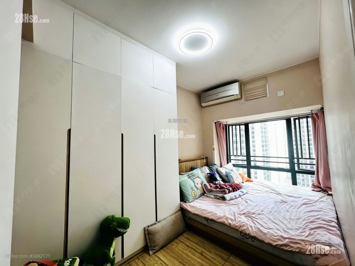 East Point City Sell 2 Bedrooms , 1 Bathroom 463 ft²