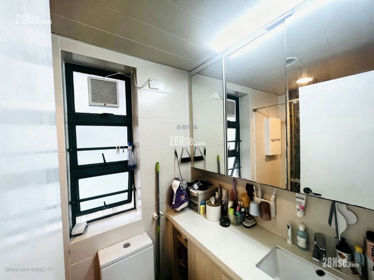 East Point City Sell 2 Bedrooms , 1 Bathroom 463 ft²