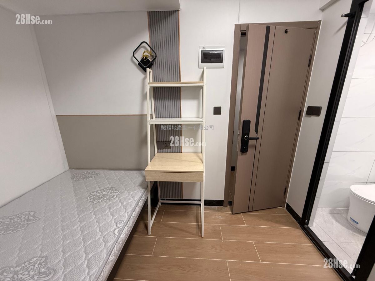 Long Kee Mansion Rental 160 ft²