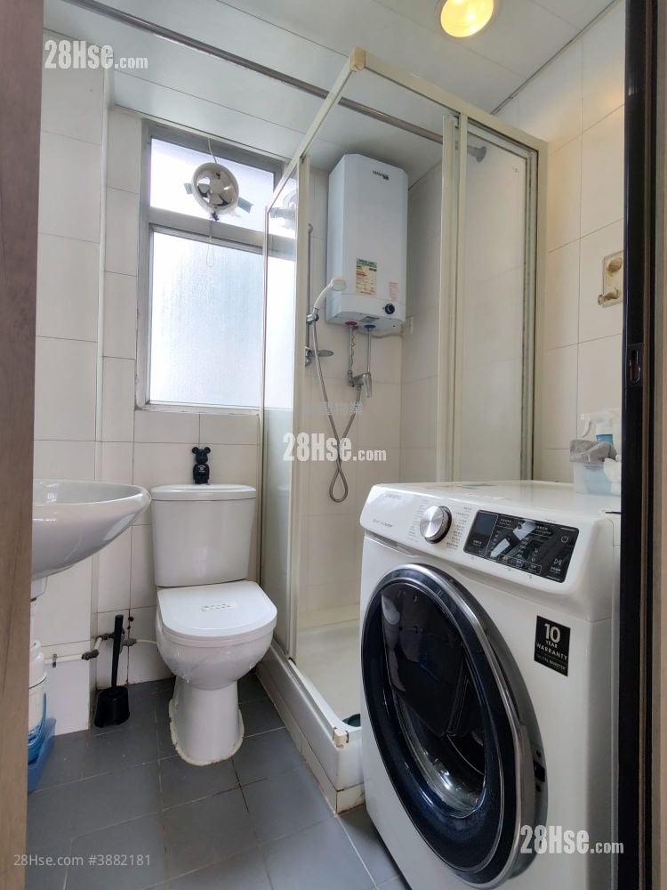 Jet Foil Building Sell 1 Bedroom , 1 Bathroom 332 ft²