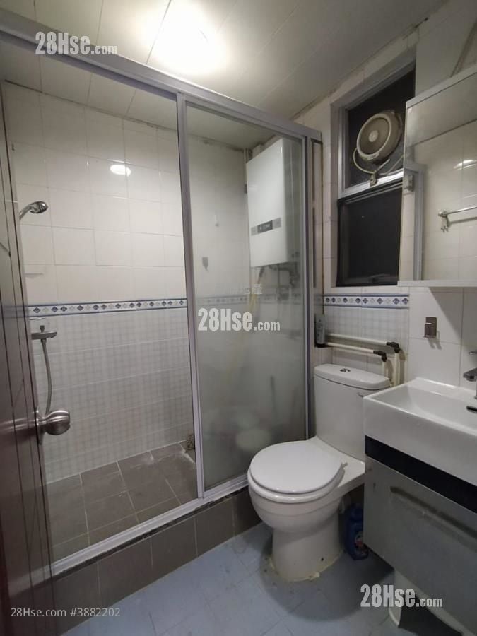 King Tin Court Sell 2 Bedrooms , 1 Bathroom 431 ft²