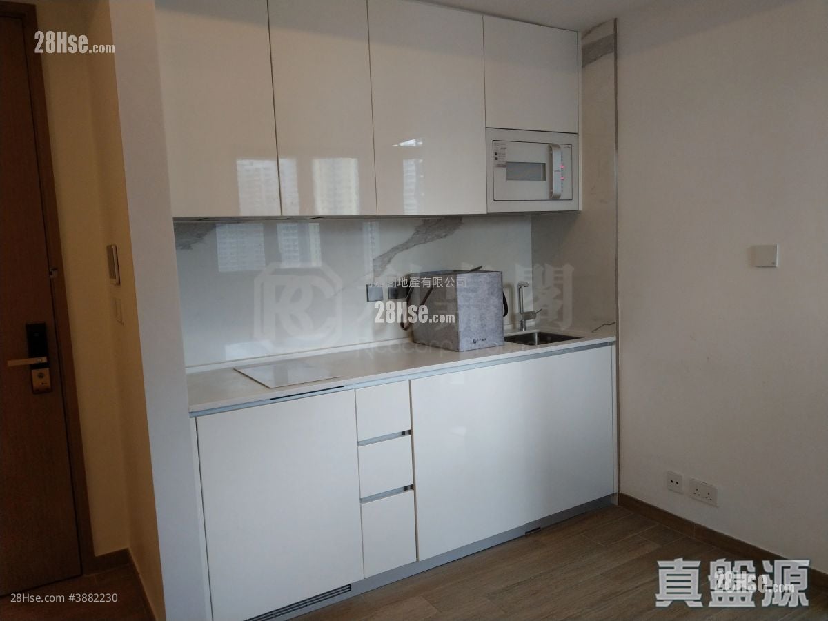 Vibe Centro Sell Studio , 1 Bathroom 228 ft²