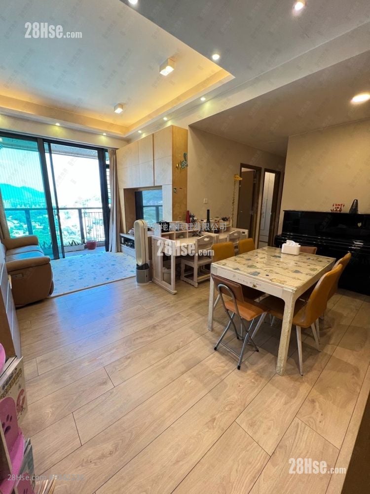 Yoho Midtown Sell 3 Bedrooms 898 ft²