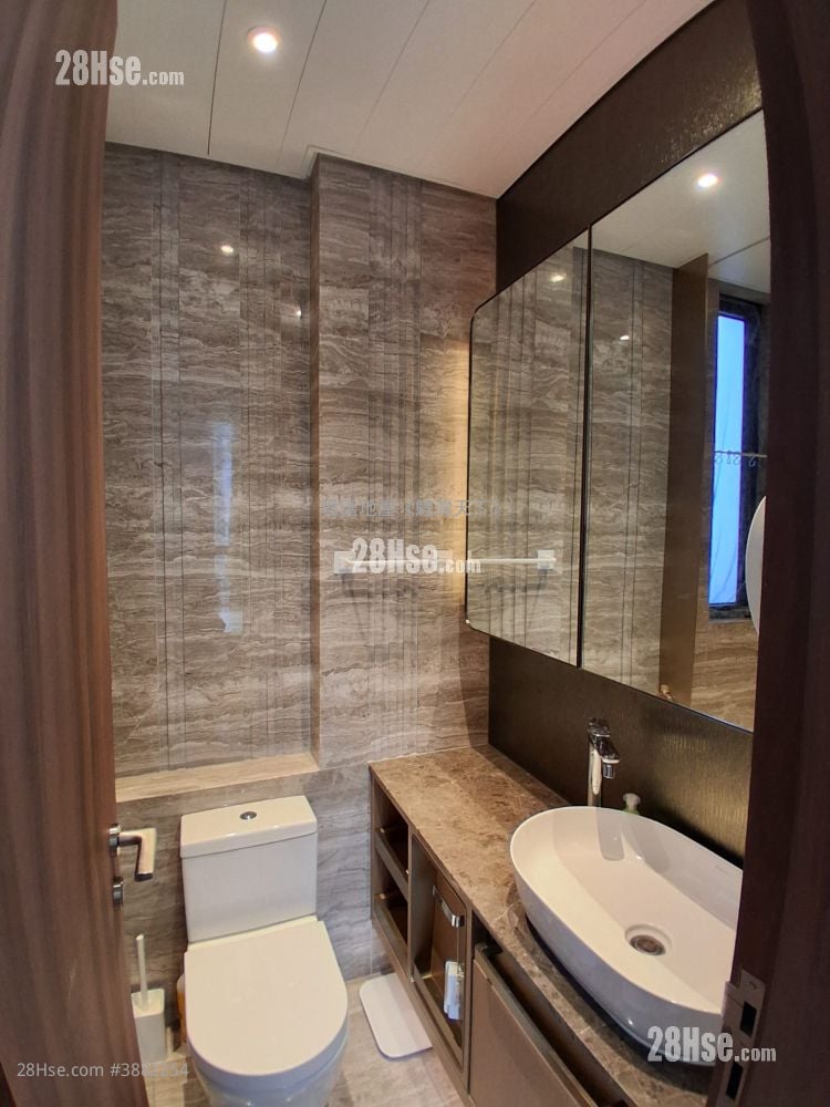 Maya Sell 2 Bedrooms , 1 Bathroom 547 ft²