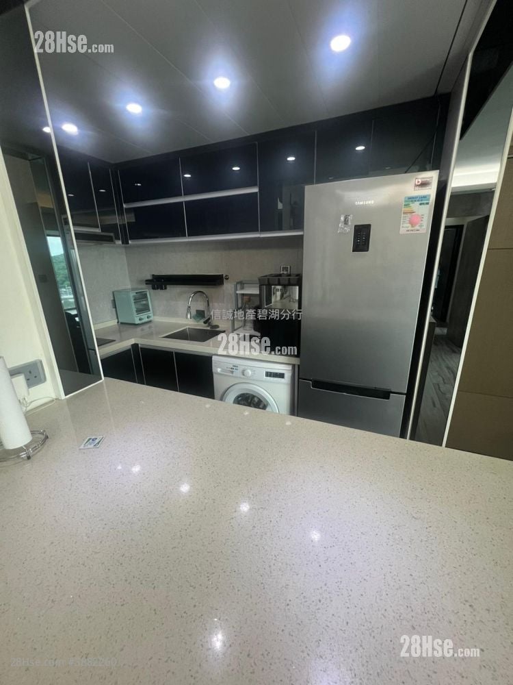 Dawning Views Sell 3 Bedrooms , 2 Bathrooms 556 ft²