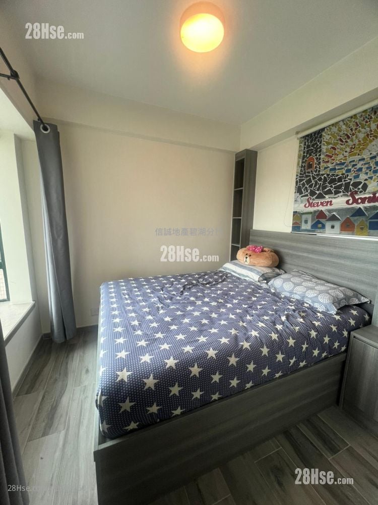 Dawning Views Sell 3 Bedrooms , 2 Bathrooms 556 ft²