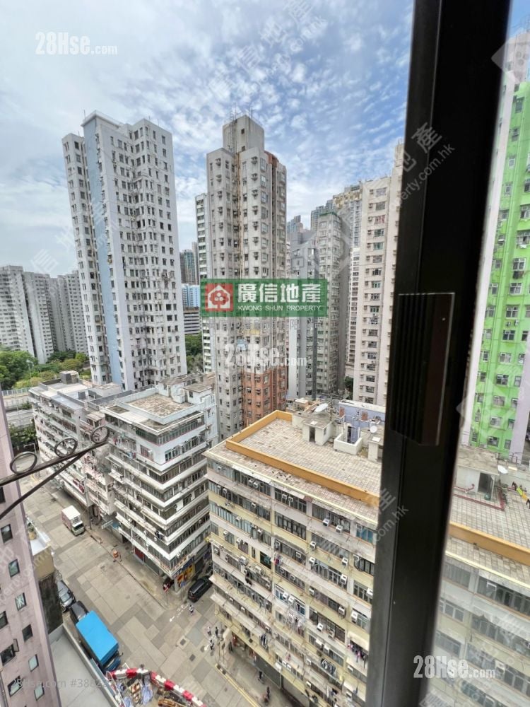 Kam Wah Building Rental 2 Bedrooms , 1 Bathroom 347 ft²
