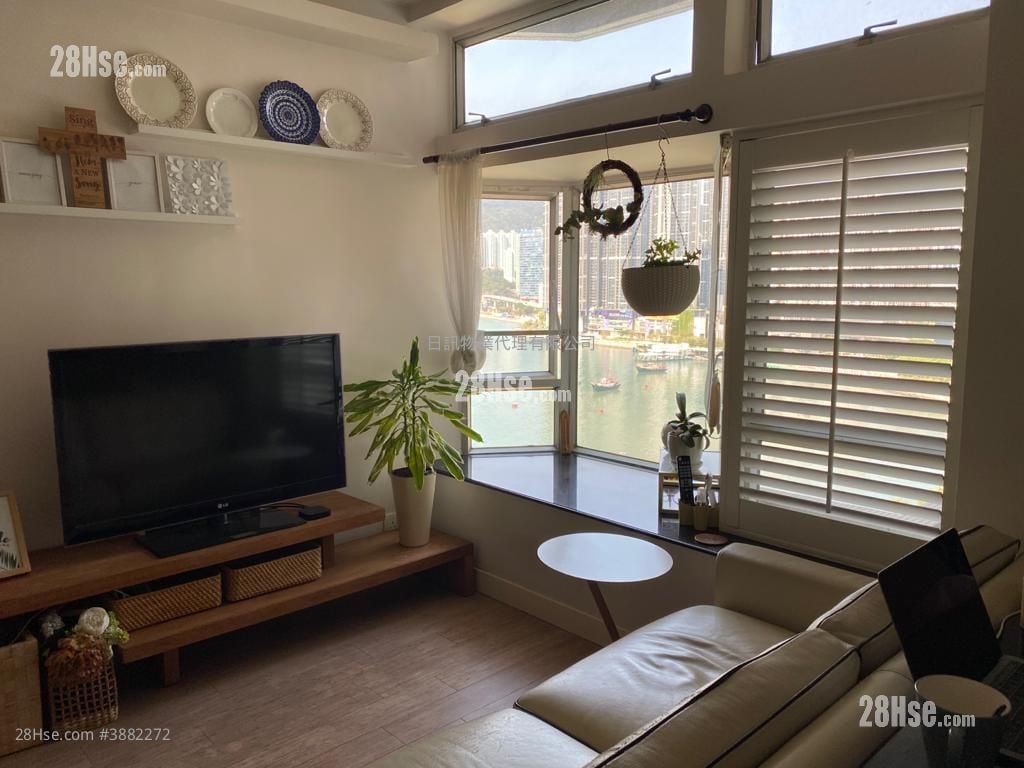 Riviera Gardens Sell 3 Bedrooms , 1 Bathroom 579 ft²