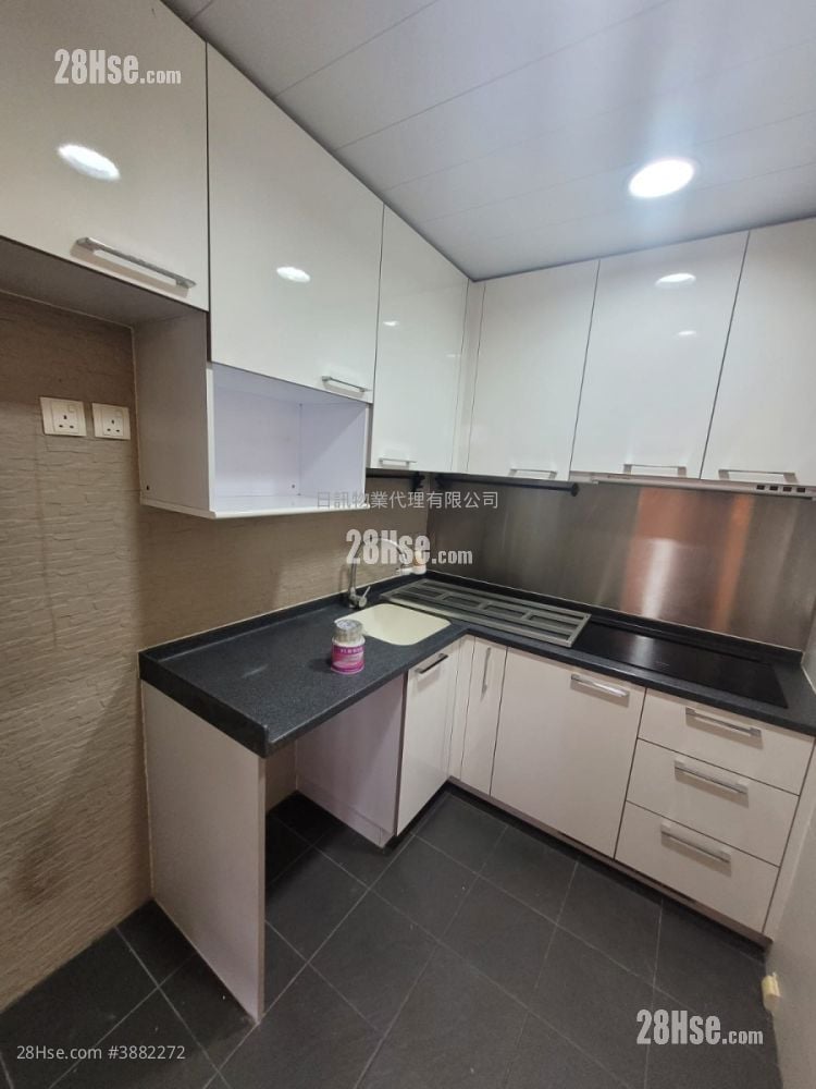 Riviera Gardens Sell 3 Bedrooms , 1 Bathroom 579 ft²