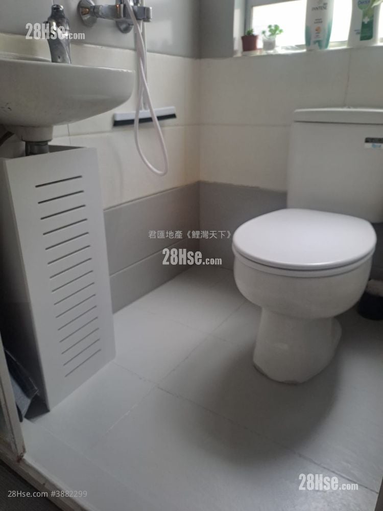 77-81A Hollywood Road Sell 2 Bedrooms , 1 Bathroom 314 ft²