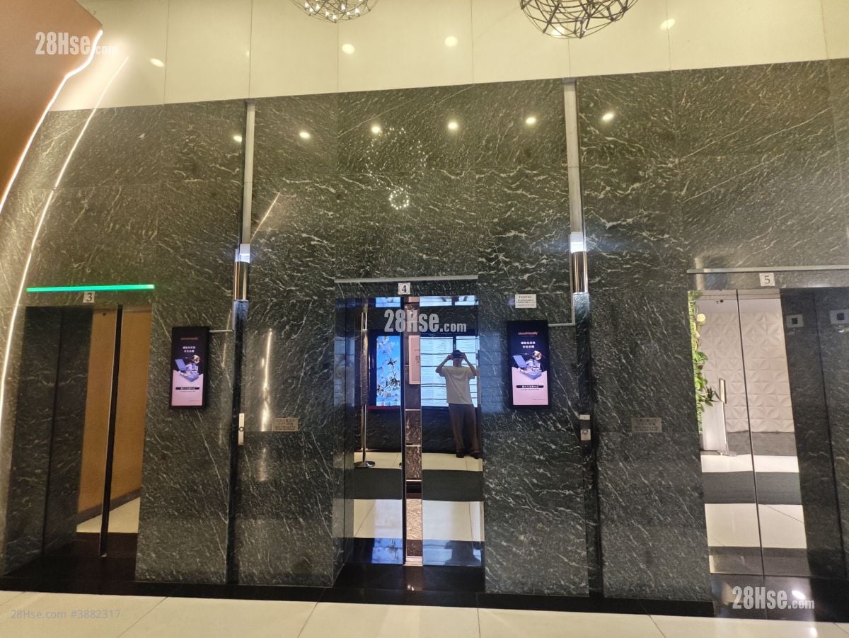 Tuen Mun Central Square Rental 5,600 ft²