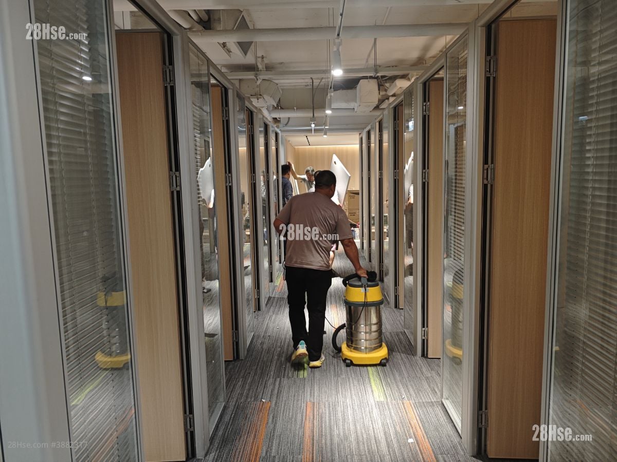 Tuen Mun Central Square Rental 5,600 ft²