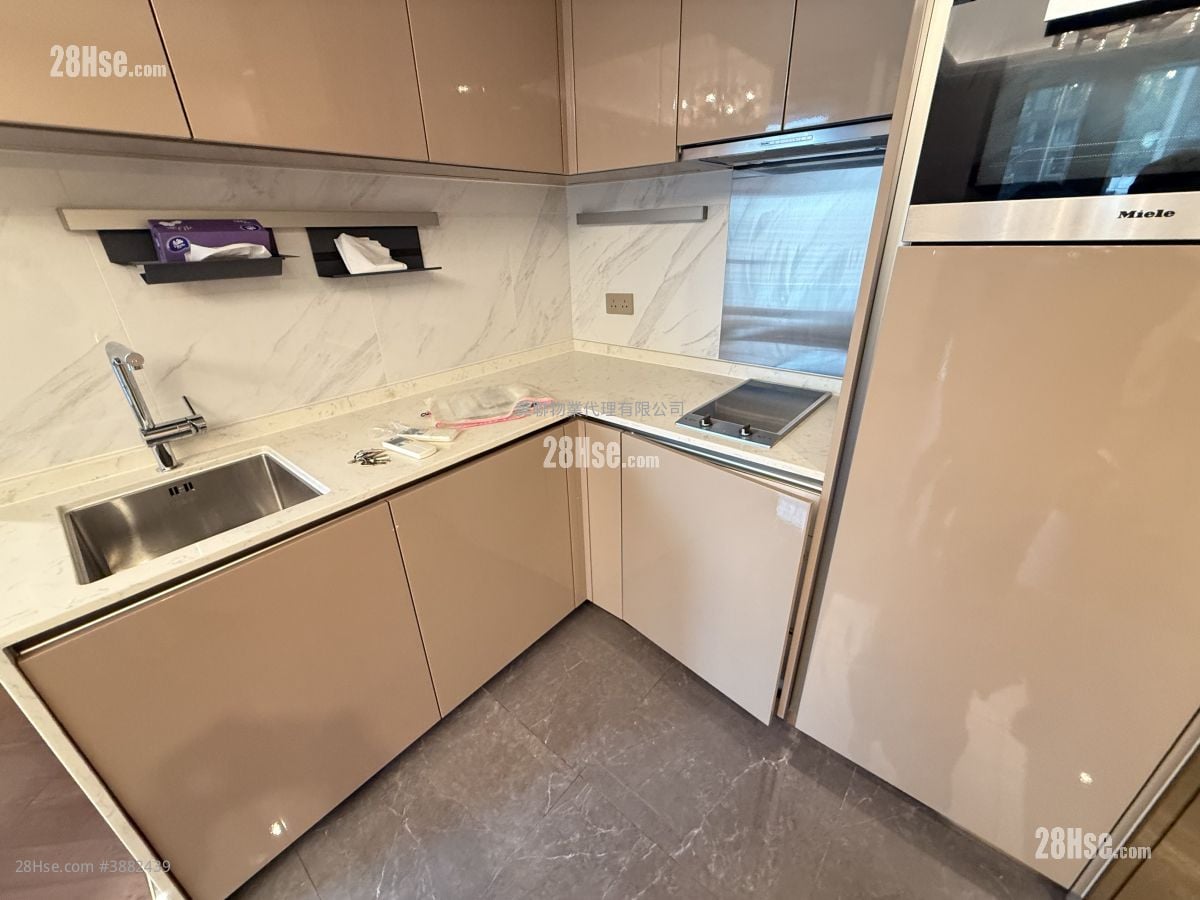 The Vertex Rental 2 Bedrooms 431 ft²