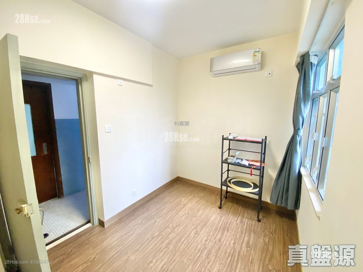 Comet Mansion Sell 2 Bedrooms , 1 Bathroom 305 ft²