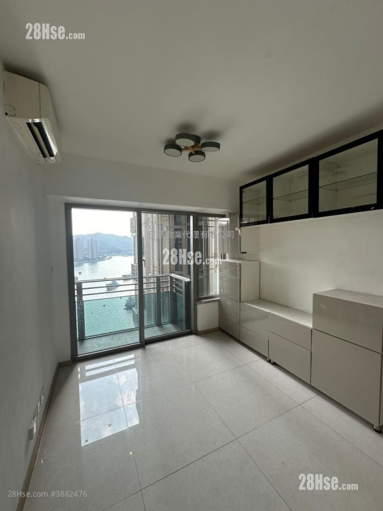 Ocean Pride Sell 3 Bedrooms , 2 Bathrooms 754 ft²