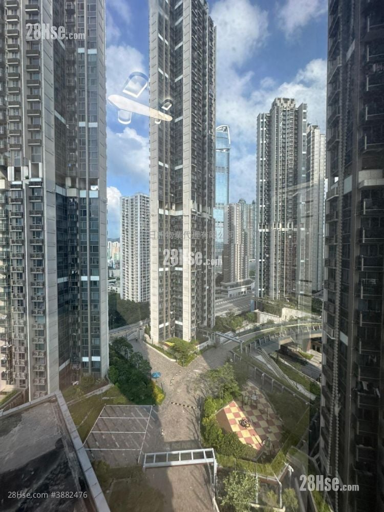 Ocean Pride Sell 3 Bedrooms , 2 Bathrooms 754 ft²