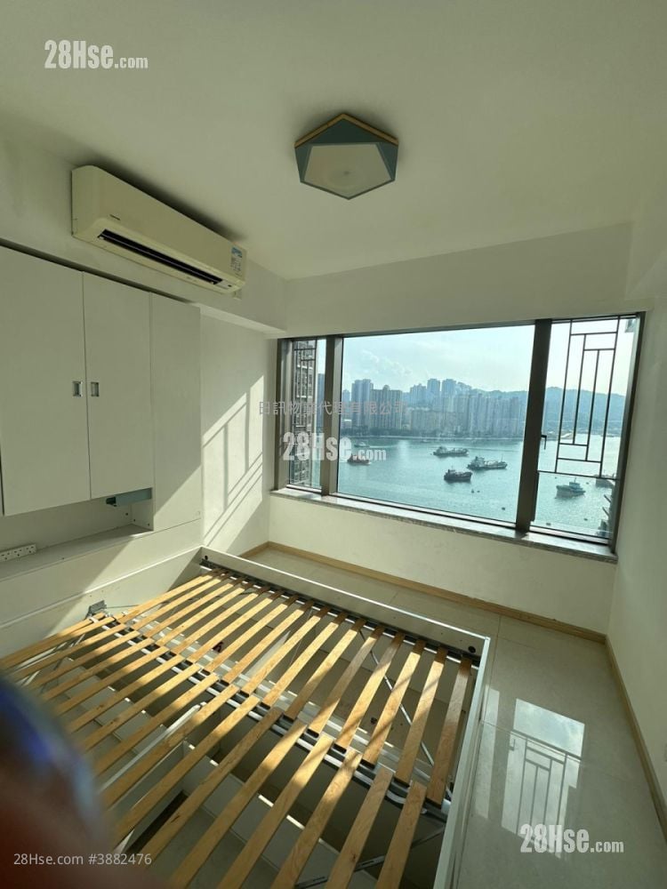 Ocean Pride Sell 3 Bedrooms , 2 Bathrooms 754 ft²
