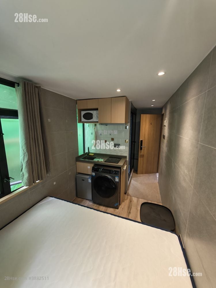 Bonds Mansion Rental Studio , 1 Bathroom 170 ft²