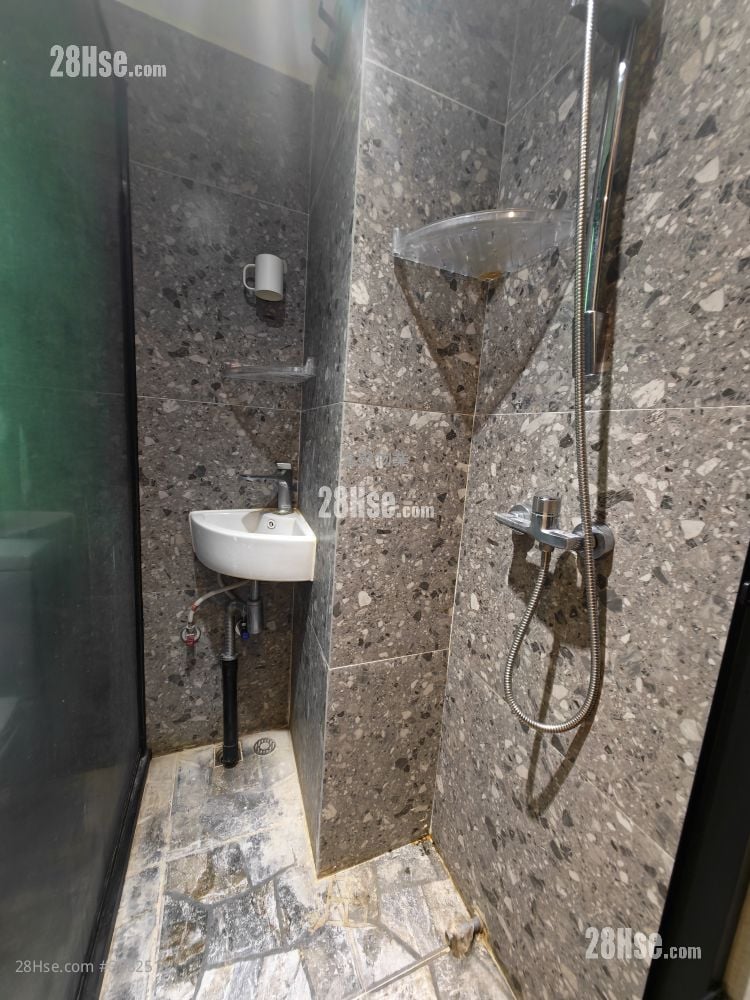 Bonds Mansion Rental Studio , 1 Bathroom 170 ft²