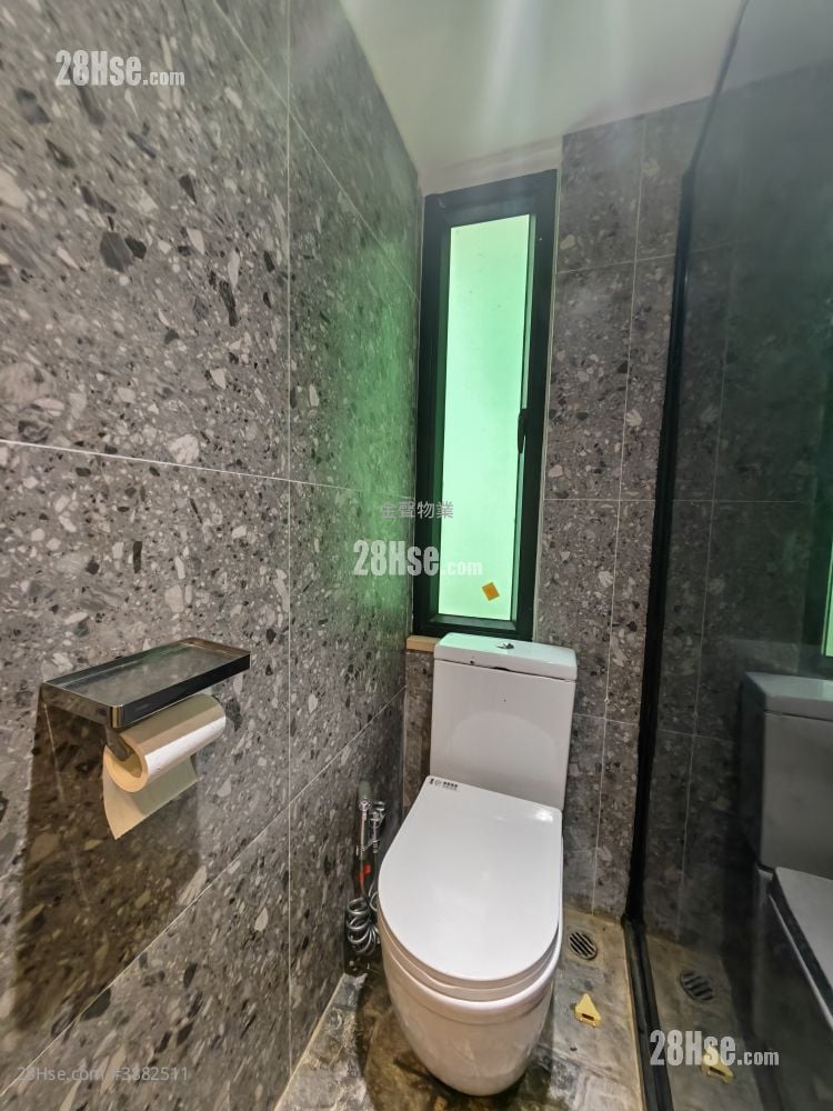 Bonds Mansion Rental Studio , 1 Bathroom 170 ft²