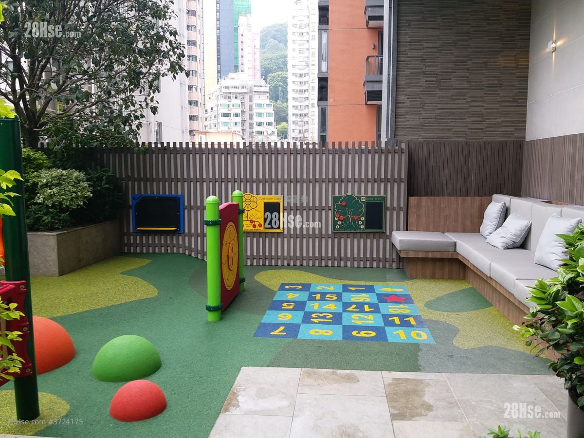 Jones Hive Rental 2 Bedrooms , 1 Bathroom 440 ft²