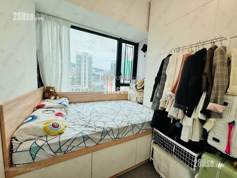 Chelsea Court Sell 2 Bedrooms , 1 Bathroom 471 ft²
