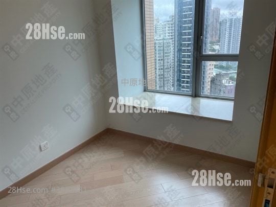 Century Gateway Sell 4 Bedrooms 813 ft²